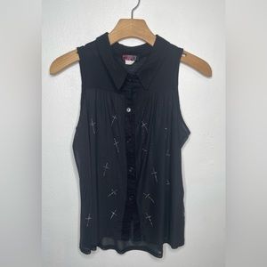 Lipstick Women’s Sleeveless Collard Button Down Blouse Shirt w/Crosses